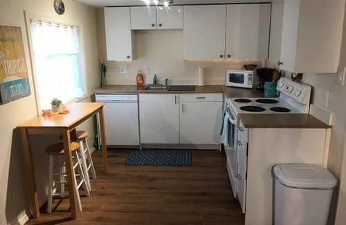 Port Gardner House | Everett - Cozy, Quiet 2 Bedroom House Close 2 Everything