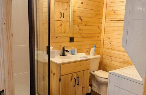 Eagle Bay House | Evergreen - Big Moose Lakeside