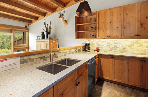Keystone Hotel | Evergreen Condominiums by Vail Resorts