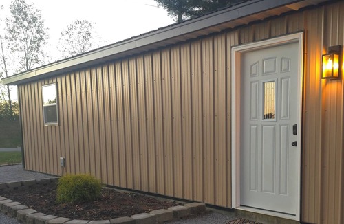 Casey House | Evergreen Edge - 1 mile from town!