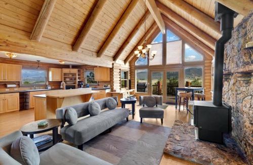 Pleasant Valley House | Evergreen Escape in Ridgway CO