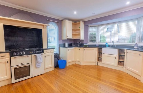 South Galson House | Evergreen House by Interhome