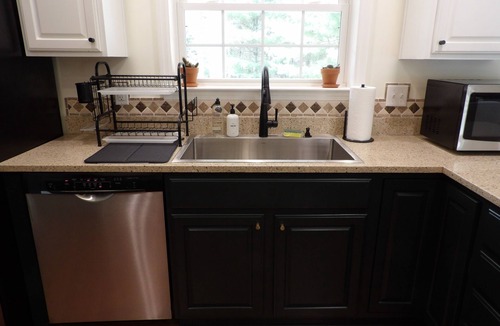 Valatie House | Evergreen House with Hot Tub