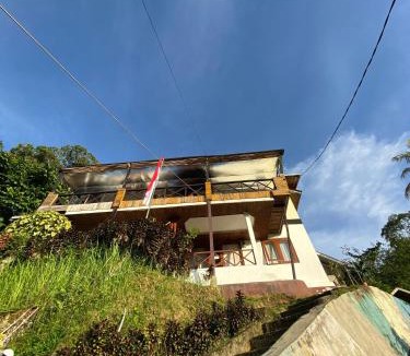 Padang House | Evergreen Lodge