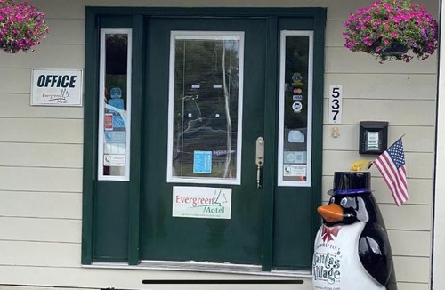 Jefferson Hotel | EVERGREEN MOTEL