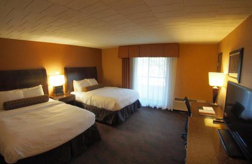 Cadillac Resort | Evergreen Resort