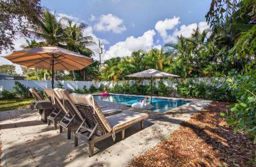 Central Corals House | Evergreen Retreat Home for 7