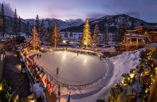 Olympic Valley Hotel | Everline Resort & Spa Deluxe Queen Forest View