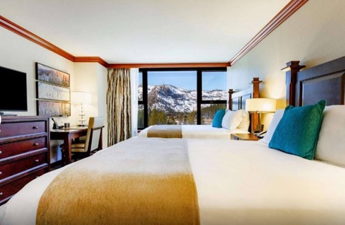 Olympic Valley Hotel | Everline Resort & Spa Deluxe Queen Valley View