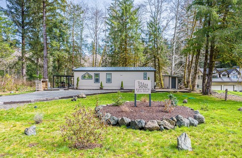 Beaver Cabin | Evermore: River House