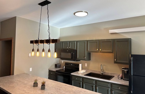 Hill City Hotel | EverSpring Inn & Suites