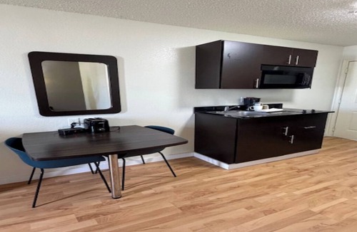 Northwest Dallas Hotel | Everstay Living