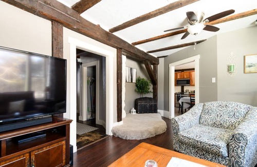 Alexandria House | Every Season Get Away