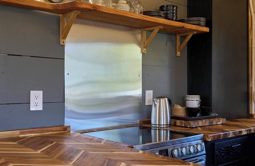 Joseph Cabin | EVERYTHING IS NEW! Adorable Tiny Log Cabin with Awesome Views, Walk Everywhere