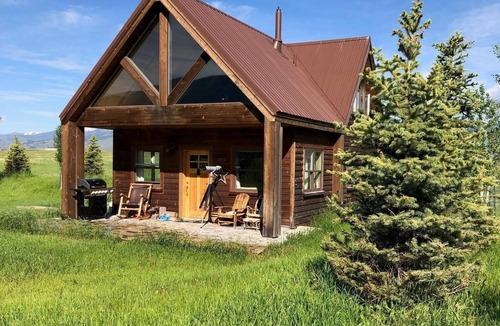 Livingston House | "Everything Is Top Cabin!"