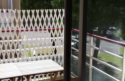 Pornichet Apartment | Everything on foot for this pretty T1, beach, entertainment, market