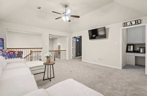 Forney Apartment | Everything you need in charming Forney