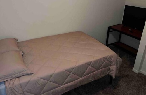 Norman Apartment | Everything you need to call home + car rental