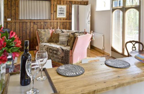 Bishop's Stortford House | Evie Rose Cottage