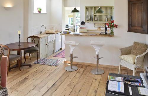 Bishop's Stortford House | Evie Rose Cottage