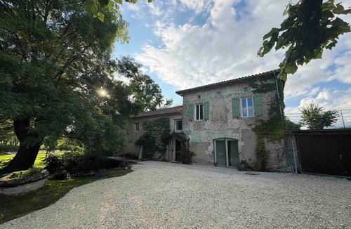 Bouteilles-Saint-Sebastien House | Exceptional house - Former water mill