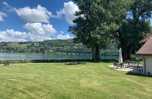 Le Pin House | Exceptional waterfront property - Lac de Paladru