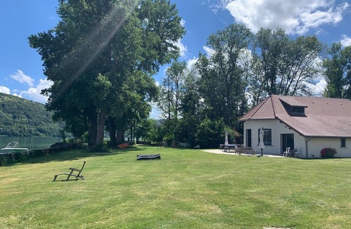 Le Pin House | Exceptional waterfront property - Lac de Paladru