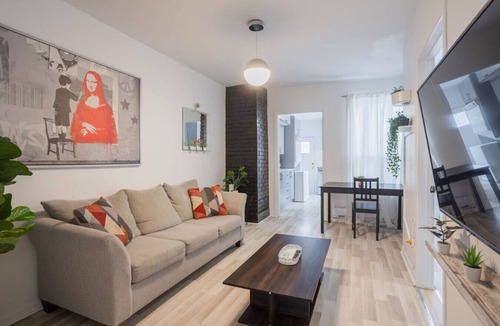 Griffintown Apartment | Excellent 4BR in Griffintown, Downtown MTL