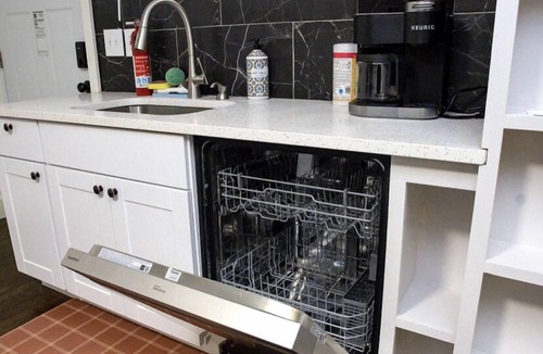 Waterbury House | Excellent Home Away From Home