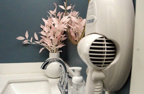 Waterbury House | Excellent Home Away From Home