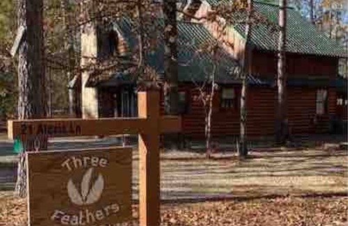 Broken Bow Cabin | Excellent location! Pond View Near Beavers Bend