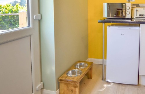 Halvergate Cottage | Excellent walking direct from the doorstep.