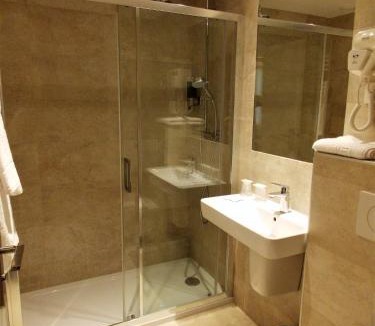 Batignolles Hotel | Excelsior Batignolles