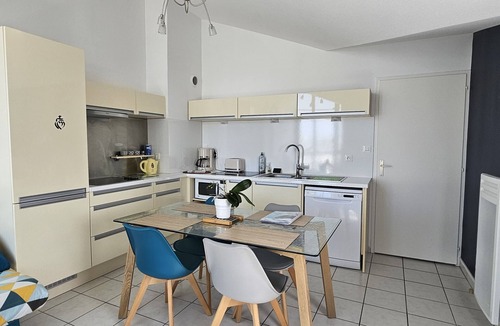 Saint-Gilles-Croix-de-Vie Apartment | Exceptional view next to the Grande Plage with WIFI
