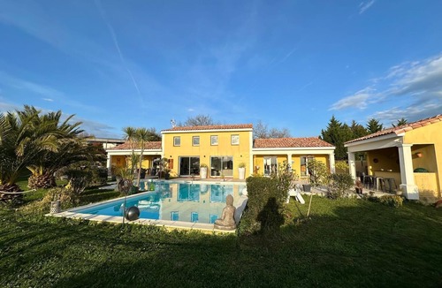 Trebons-sur-la-Grasse Villa | Exceptional T6 villa between Toulouse and Carcassonne, breathtaking Pyrenees view