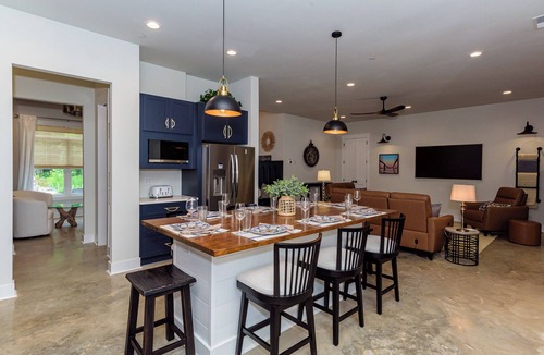 Berlin House | Exceptional, 3 Bedroom, Assateague, Golf, Ocean City all Within Minutes!