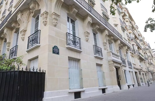 Faubourg Saint-Germain Apartment | Exceptional 380m2 Eiffel View Residence