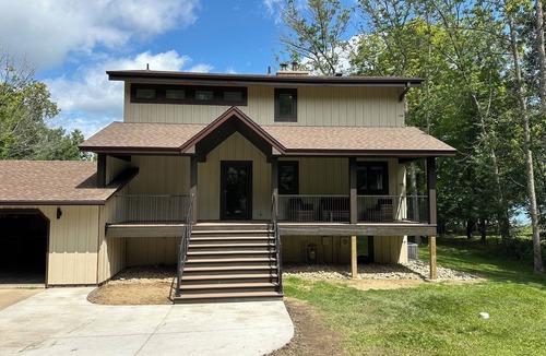 Cohasset House | Exceptional 4BDR on Sugar Lake