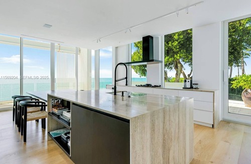 Key Biscayne Villa | Exceptional 6-bedroom ocean villa in Key Biscayne featuring infinity pool & more