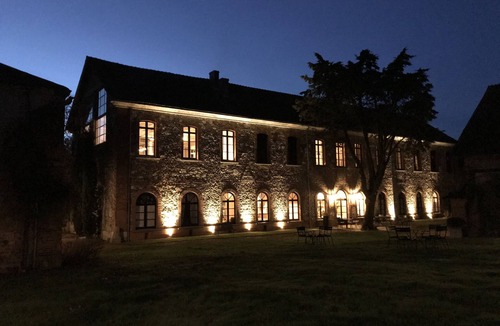 Charbonnieres House | Exceptional and atypical residence 1h30 from Paris