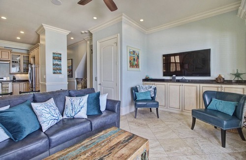 Delos Villa | Exceptional Beach Home! 2 Free Beach SRVS! Walk right down!