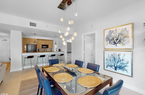 Siesta Key Condo | Exceptional Beachfront condo on Crescent Beach