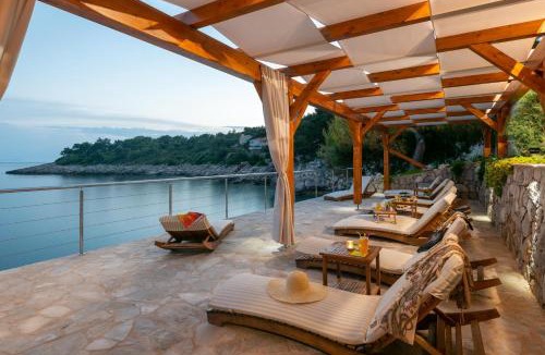 Blato Villa | Exceptional Beachfront Holiday Villa on Korčula Island