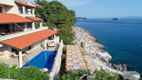 Blato Villa | Exceptional Beachfront Holiday Villa on Korčula Island