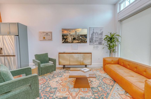 Central Business District Apartment | Exceptional Boutique Home, Downtown with Secure Gated Parking
