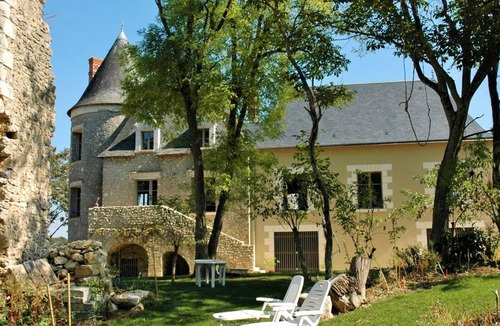 Saint-Bauld Cottage | Exceptional Castle with Private Pool, Spa & WiFi