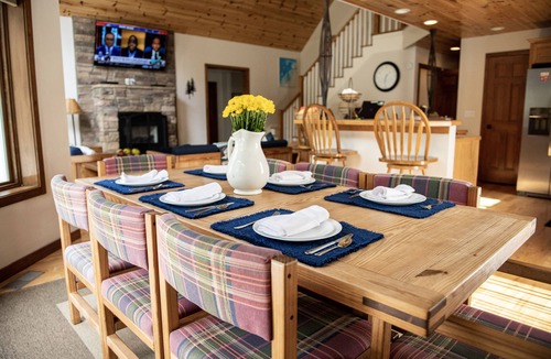 Harbor Springs Ski Chalet | Exceptional Chalet near Harbor, Nubs Nob and Boyne Highlands Ski and Golf Resort