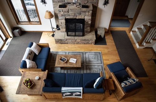 Harbor Springs Ski Chalet | Exceptional Chalet near Harbor, Nubs Nob and Boyne Highlands Ski and Golf Resort