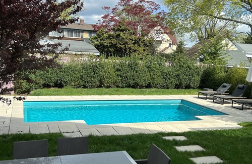 Norwalk House | Exceptional Coastal Retreat !