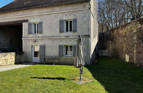 Lesigny House | Exceptional Cottage in Lésigny with Covered Pool